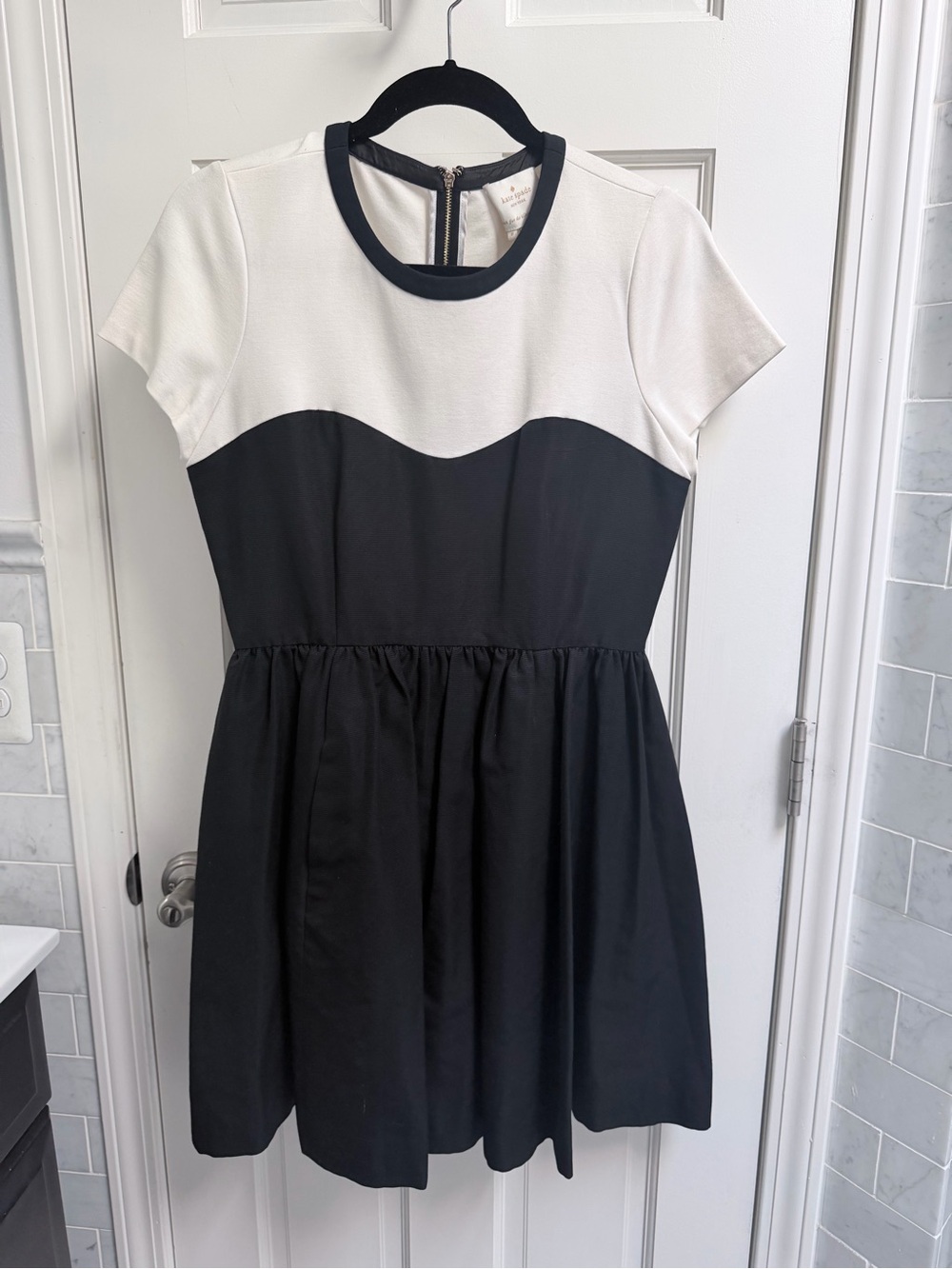 Kate Spade Black and White Short Sleeve Fit & Flare Dress Size 8